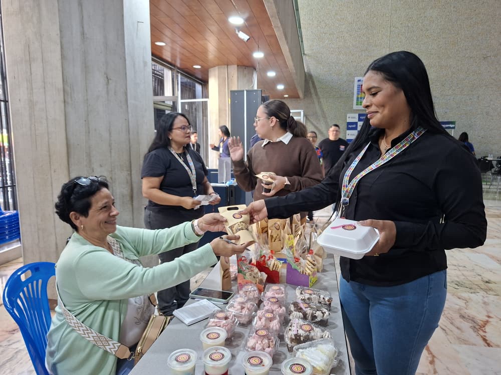 MPPEU impulsa feria de servicios para el sector universitario en el Hall Bolívar Vargas