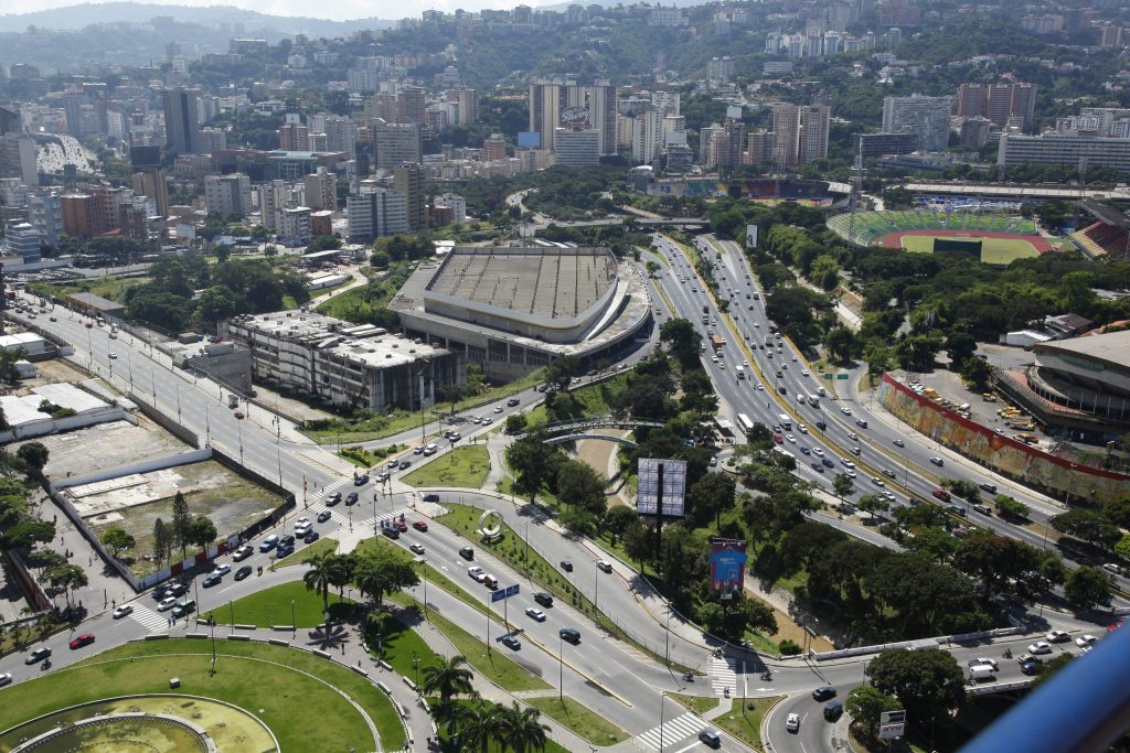 GOBIERNO RESTITUYE FONDOS COMERCIALES A LA UCV Y FORTALECE LA AUTONOMÍA FINANCIERA UNIVERSITARIA